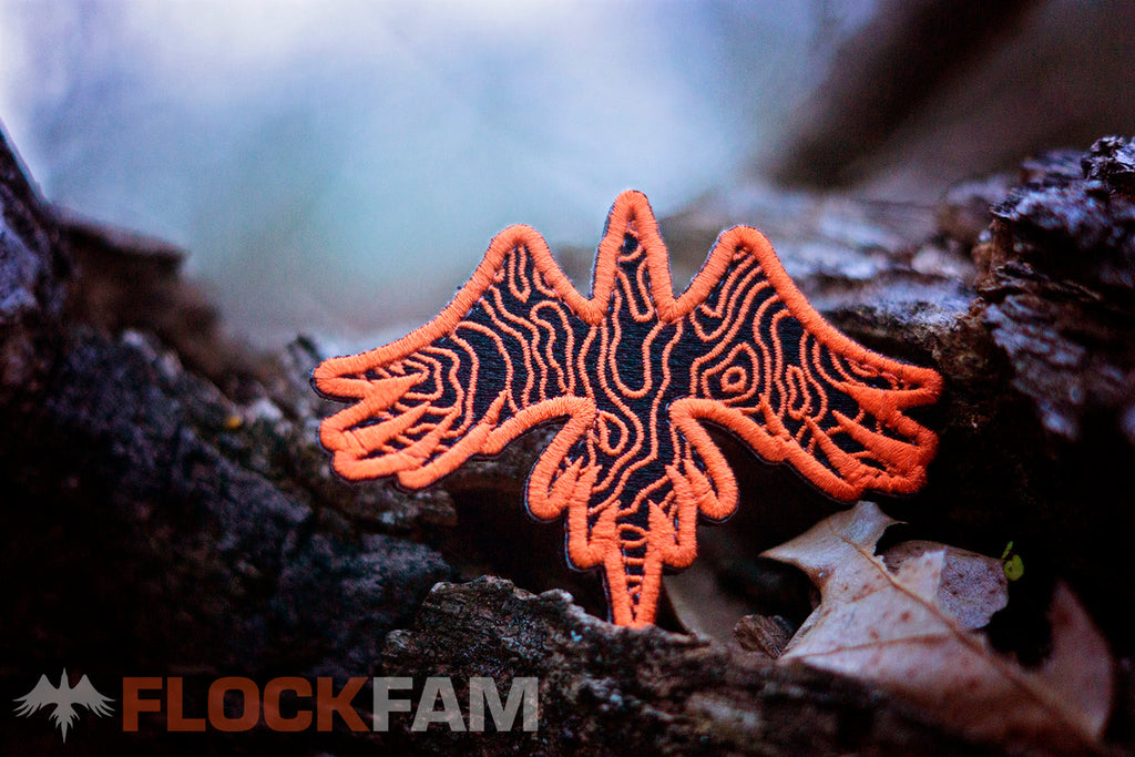FlockFam Orange Topo Raven