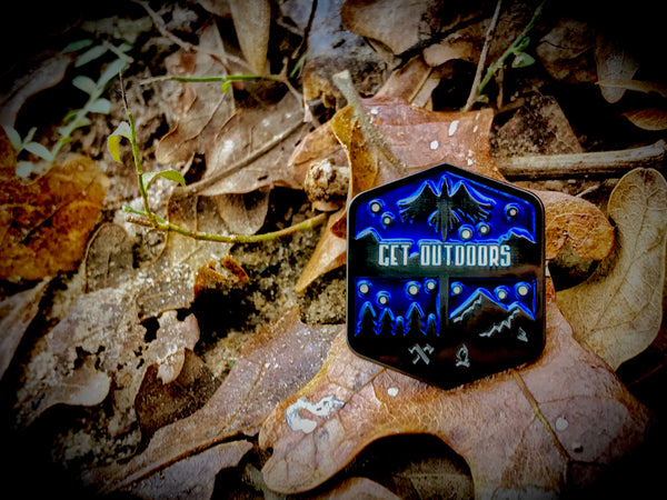 Get Outdoors Lapel Pin (midnight)